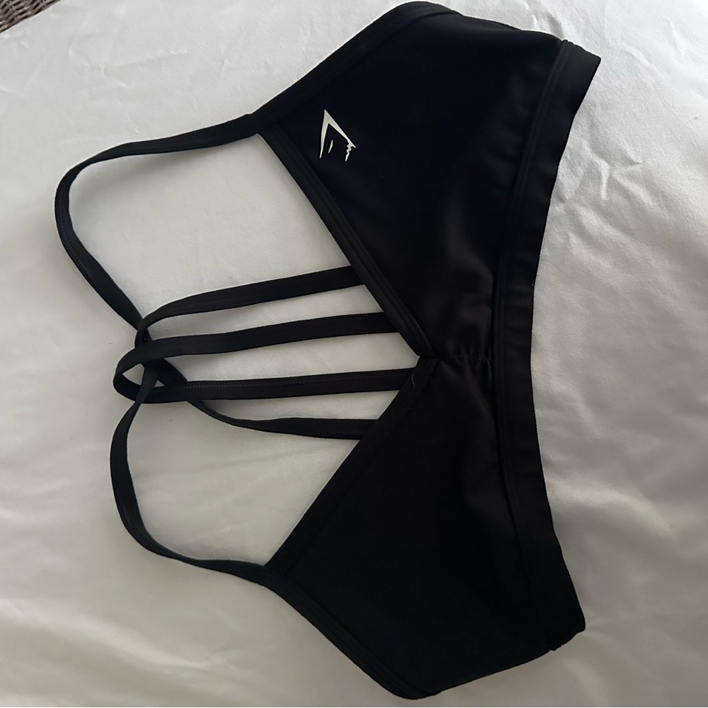 Black Adjustable Gymshark sports bra